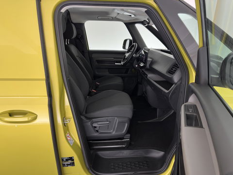 Volkswagen ID. Buzz Cargo 77 kWh [ 3-Fase ] *FULL-LED | ADAPTIVE-CRUISE | LANE-ASSIST | KEYLESS | DAB+ | CAMERA | DIGI-COCKPIT | NAVI-FULLMAP | COMFORT-SEATS | 20''ALU | TOWBAR*