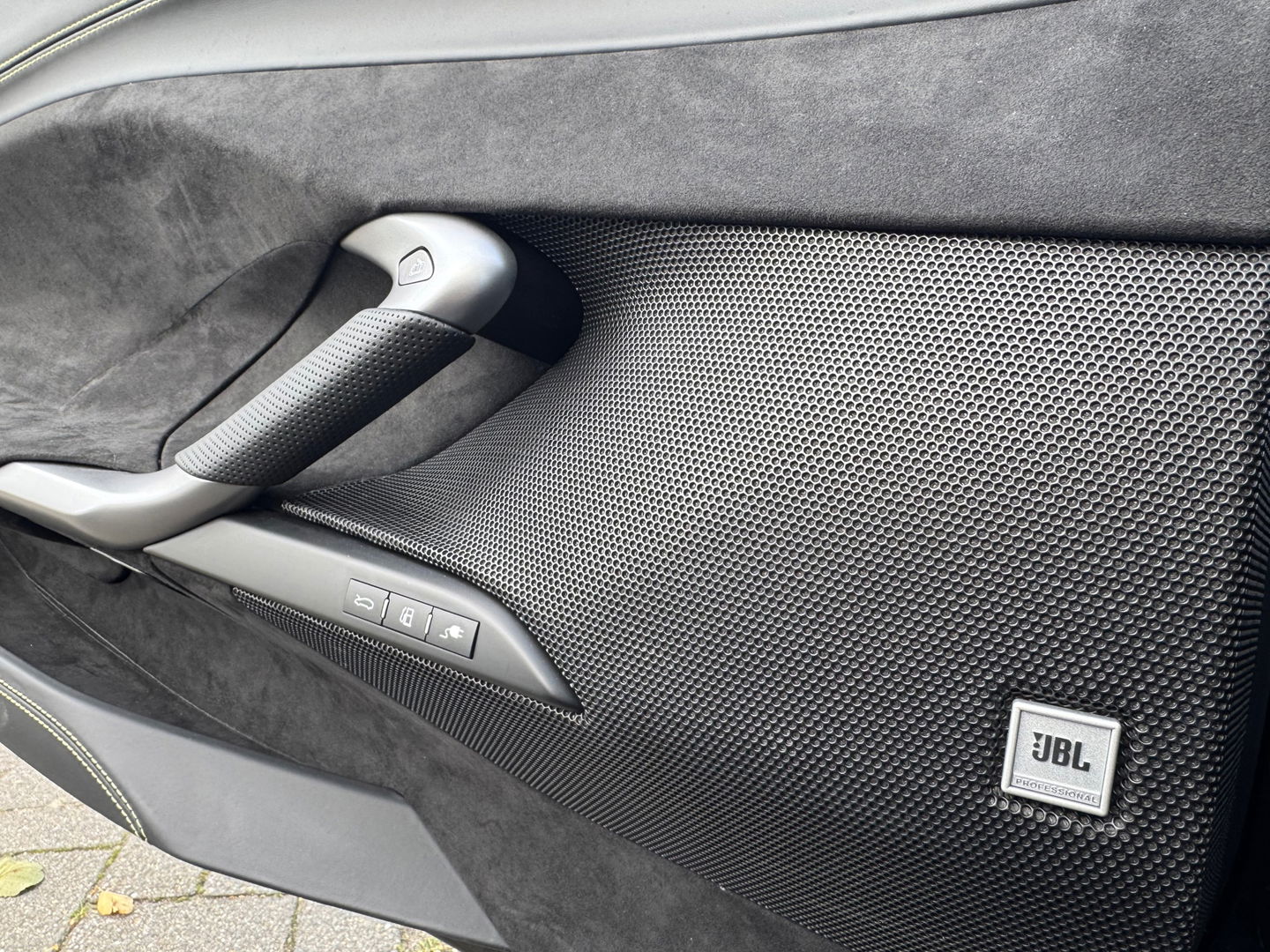 Ferrari 296 GTS 3.0 V6 830PK|NL-Auto|Carbon|Lift|Passenger Display|JBL|Head-Up|Carplay|Leder