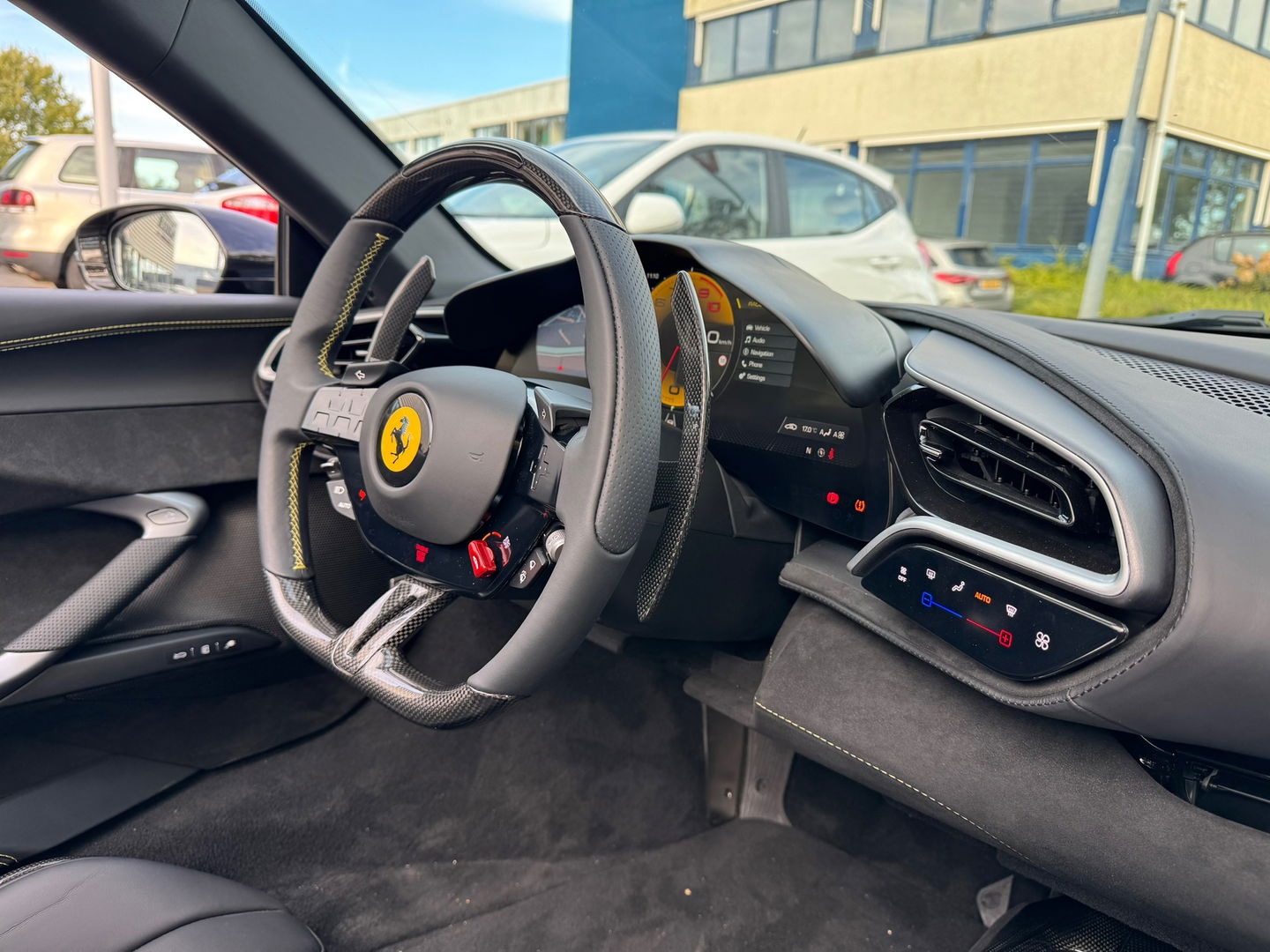 Ferrari 296 GTS 3.0 V6 830PK|NL-Auto|Carbon|Lift|Passenger Display|JBL|Head-Up|Carplay|Leder