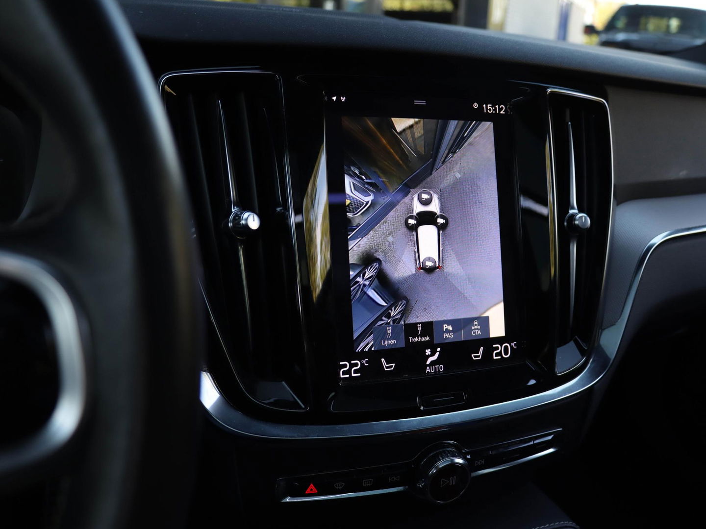 Volvo V60 2.0 T8 Recharge AWD R-Design Trekhaak HUD Harman Kardon Panodak