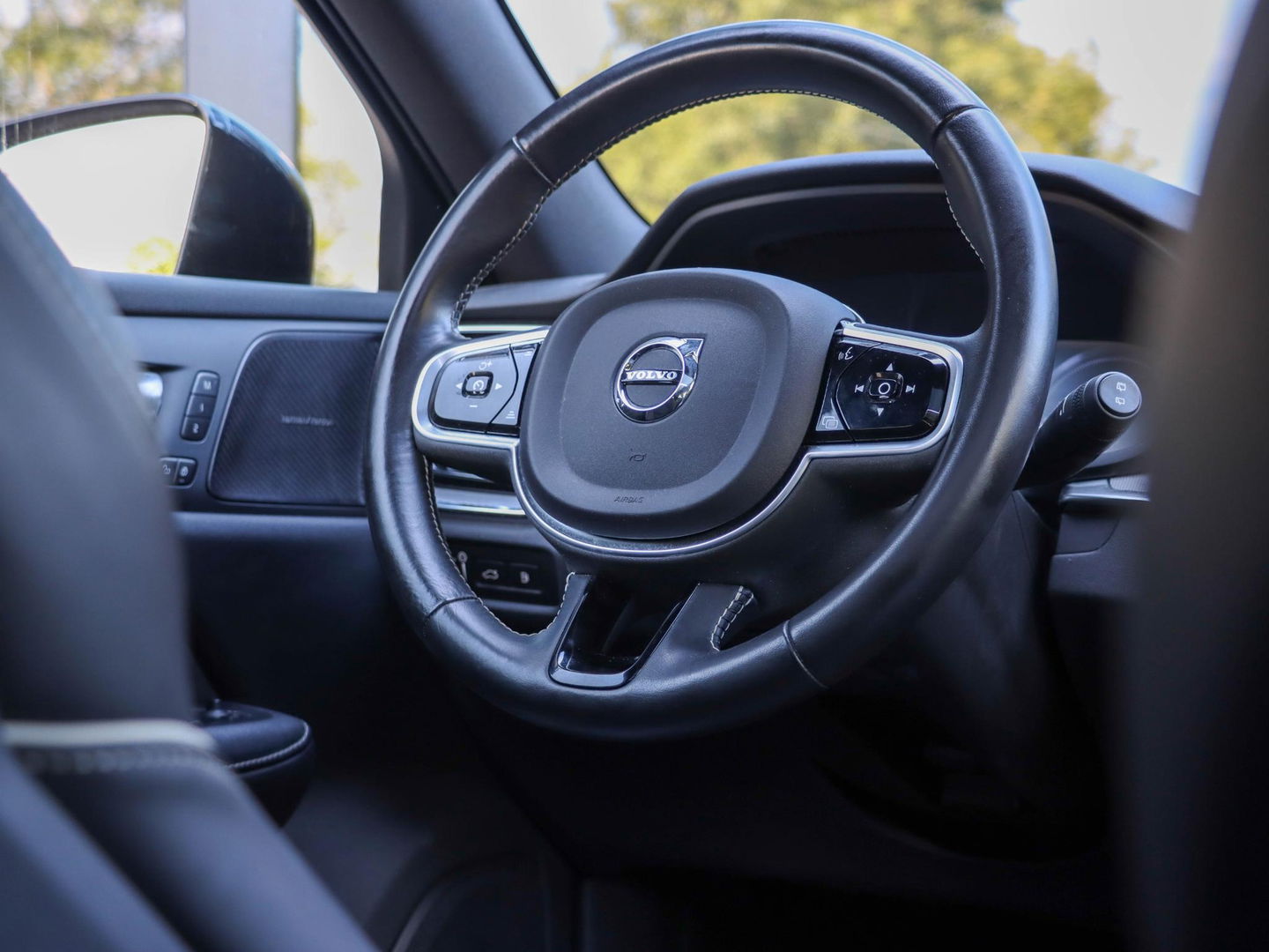 Volvo V60 2.0 T8 Recharge AWD R-Design Trekhaak HUD Harman Kardon Panodak
