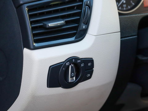 BMW X1 sDrive20i Chrome Line Automaat Trekhaak Xenon