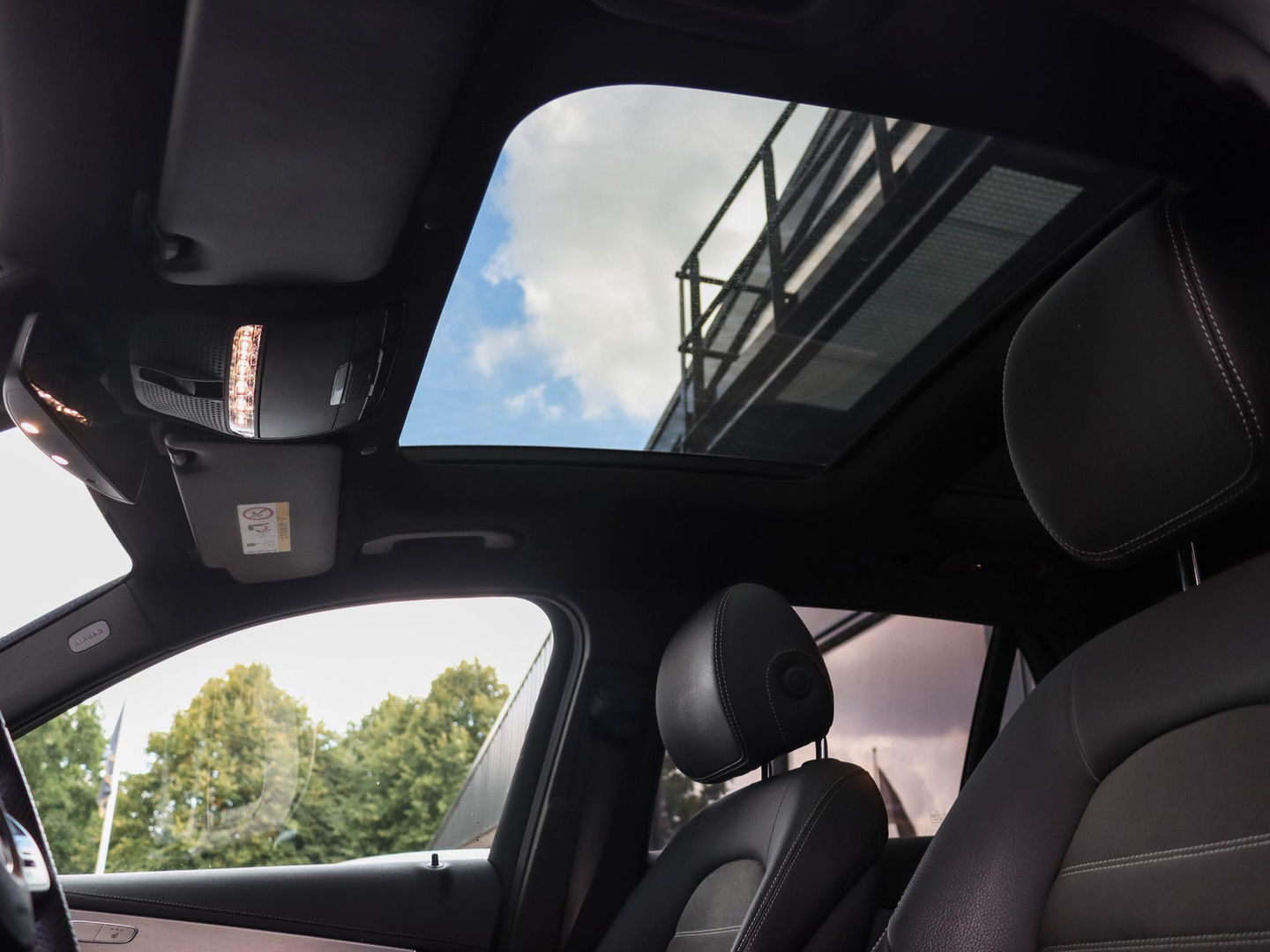 Mercedes-Benz GLC 220d 4MATIC Premium Plus AMG Burmester Trekhaak Leder