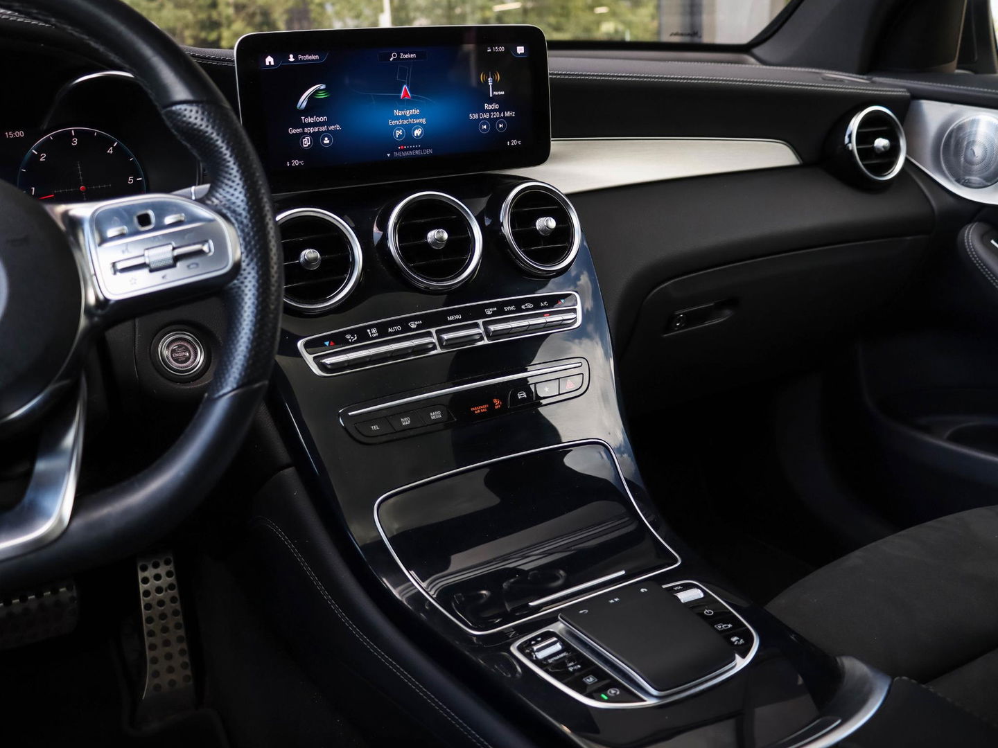 Mercedes-Benz GLC 220d 4MATIC Premium Plus AMG Burmester Trekhaak Leder