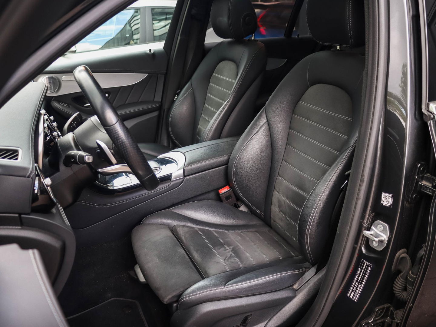 Mercedes-Benz GLC 220d 4MATIC Premium Plus AMG Burmester Trekhaak Leder