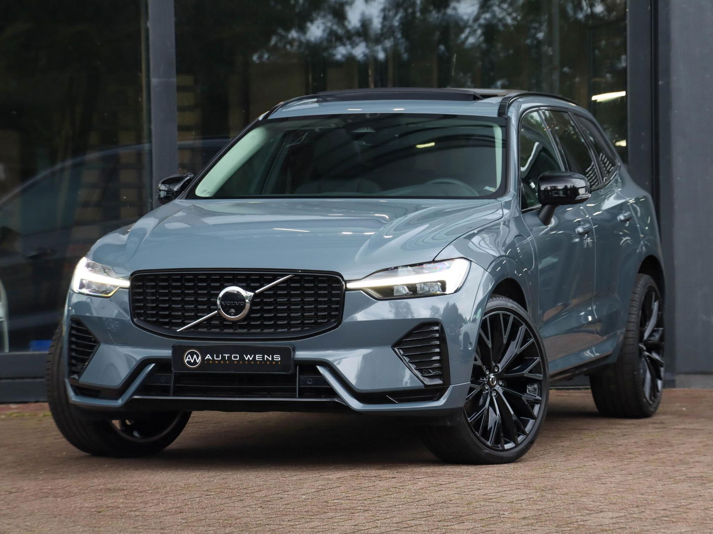 Volvo XC60 T8 AWD Plus Dark 455PK | 22'' | 360 cam | Harman Kardon | Schuifdak