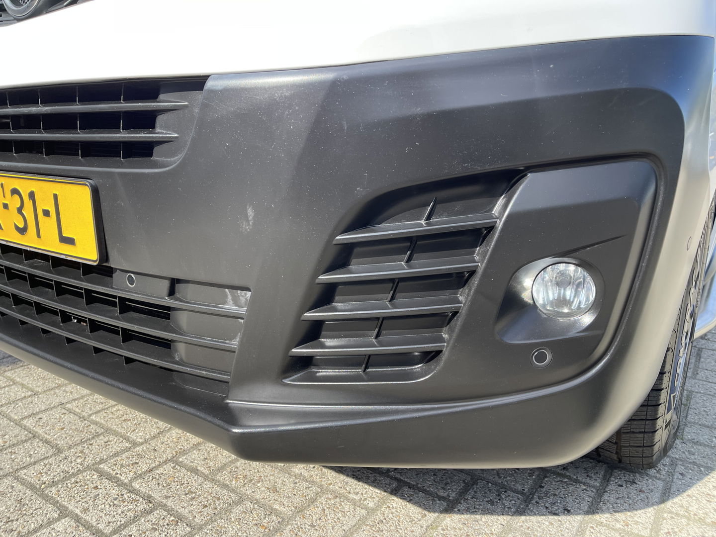 Opel Vivaro 2.0 CDTI 144pk L3H1 Edition / vaste prijs rijklaar € 17.950 ex btw / lease vanaf € 302 / airco / cruise / half leer / navigatie / achteruit rijcamera / euro 6 ! / imperial