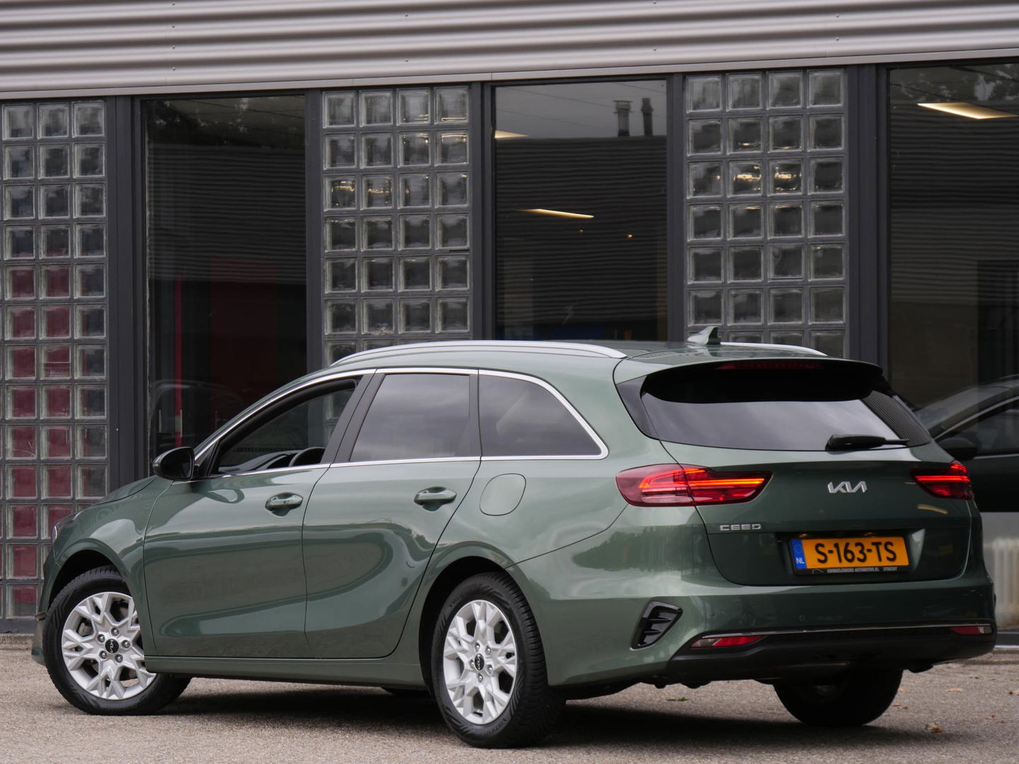 Kia Ceed Sportswagon 1.5 T-GDi DYNAMIC PLUSLINE/ ELEKT. KLEP/ NL-AUTO