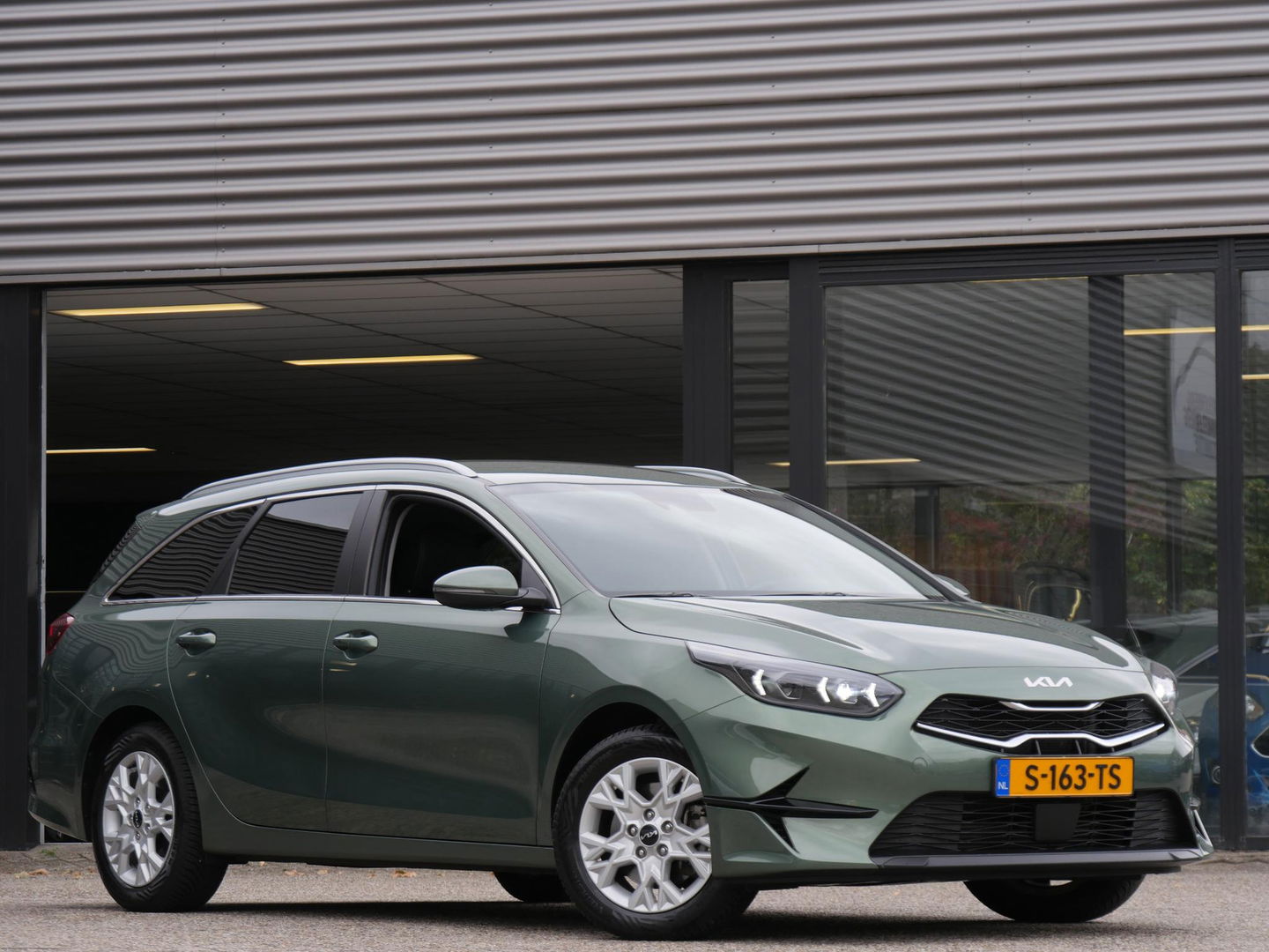 Kia Ceed Sportswagon 1.5 T-GDi DYNAMIC PLUSLINE/ ELEKT. KLEP/ NL-AUTO