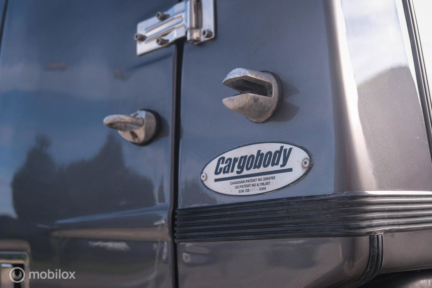 Ford USA F-350 Heavy Duty King Range | Dually | Youngtimer | Pickup | Cummins | Yellowstone | Canopy | B rijbewijs | 3500kg trekgewicht