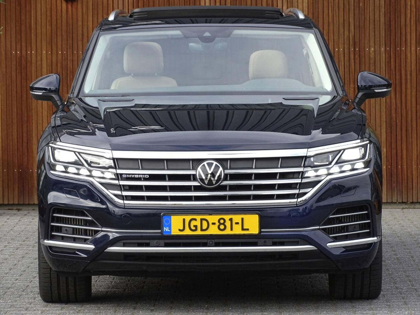 Volkswagen Touareg 3.0 V6 TSI 381PK eHybrid / panoramadak / 360° / IQ