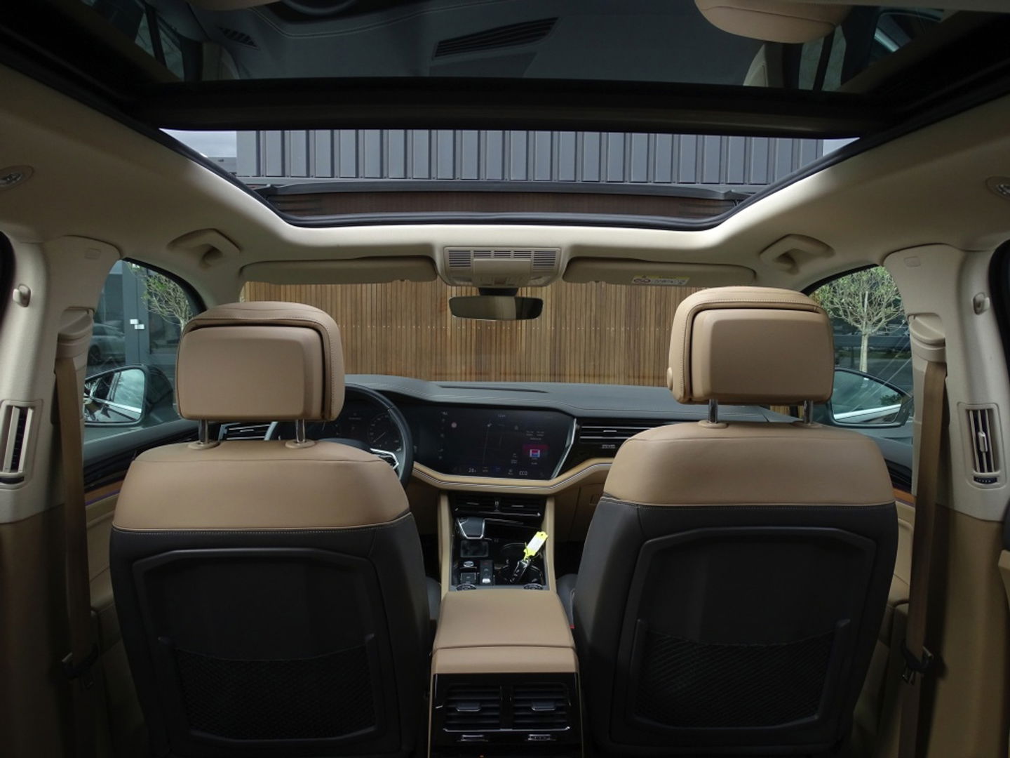 Volkswagen Touareg 3.0 V6 TSI 381PK eHybrid / panoramadak / 360° / IQ