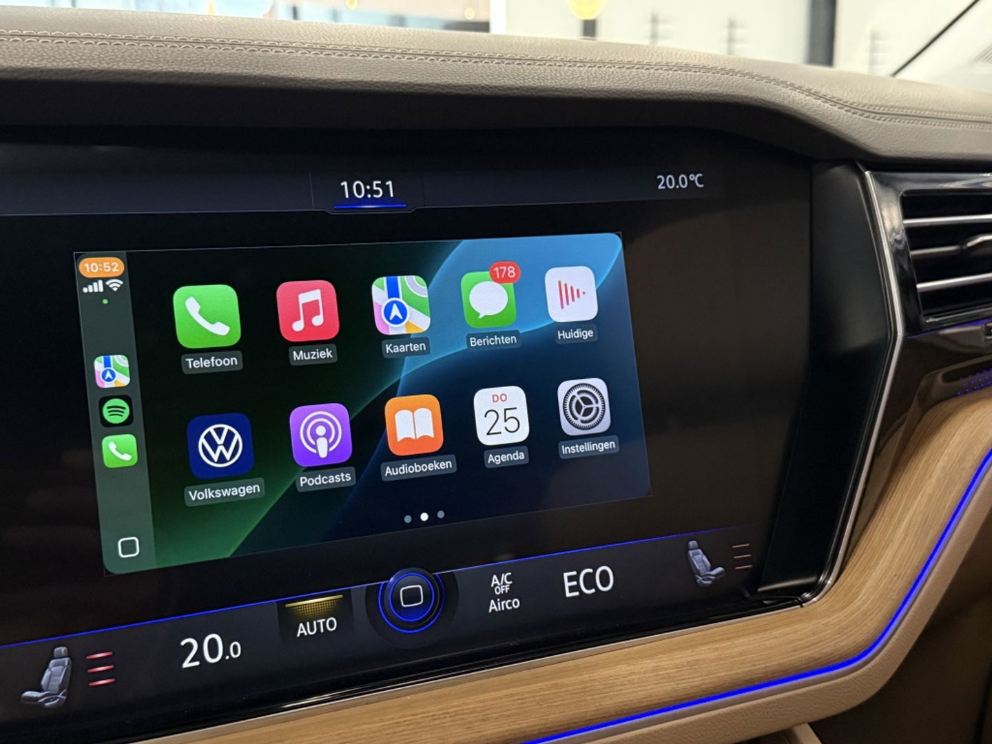 Volkswagen Touareg 3.0 V6 TSI 381PK eHybrid / panoramadak / 360° / IQ