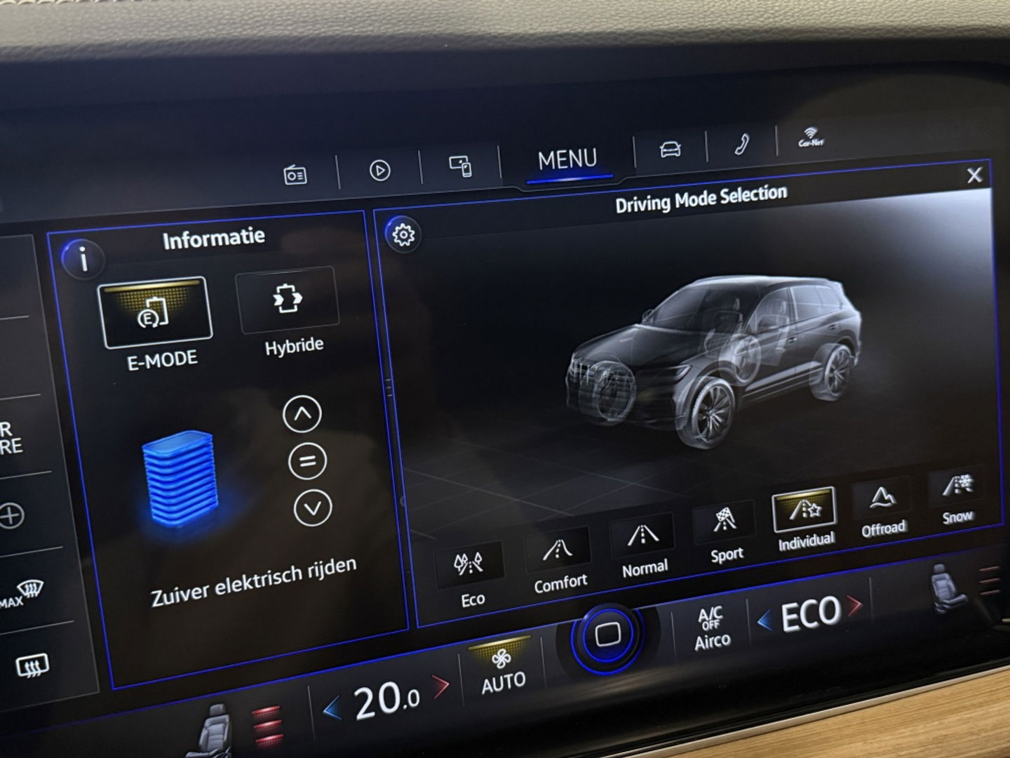 Volkswagen Touareg 3.0 V6 TSI 381PK eHybrid / panoramadak / 360° / IQ