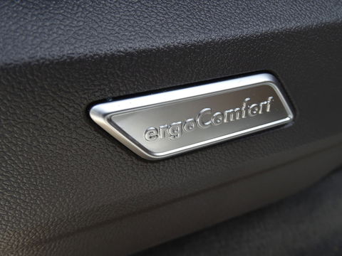 Volkswagen Touareg 3.0 V6 TSI 381PK eHybrid / panoramadak / 360° / IQ