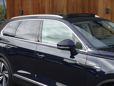 Volkswagen Touareg 3.0 V6 TSI 381PK eHybrid / panoramadak / 360° / IQ