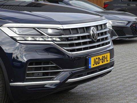 Volkswagen Touareg 3.0 V6 TSI 381PK eHybrid / panoramadak / 360° / IQ