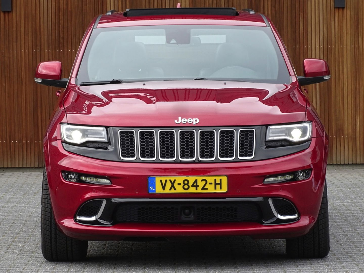 Jeep Grand Cherokee 6.4 V8 HEMI SRT8 469PK / Prins LPG3 / grijs kenteken / *NAP*