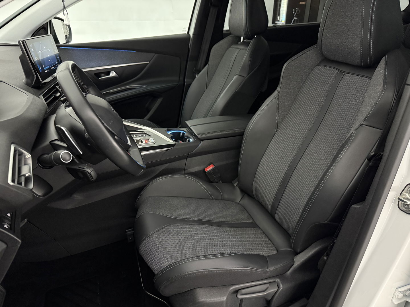Peugeot 5008 1.2 PureTech 7p | 360° | Sfeerverl. | Virtual | Carplay | Cruise | LED | NAP
