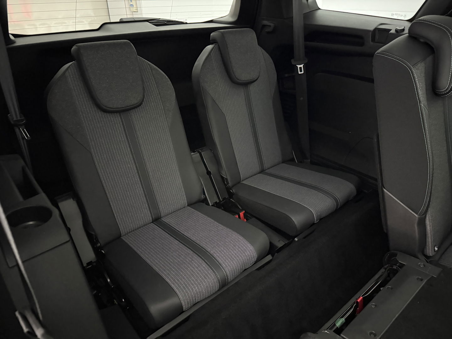 Peugeot 5008 1.2 PureTech 7p | 360° | Sfeerverl. | Virtual | Carplay | Cruise | LED | NAP