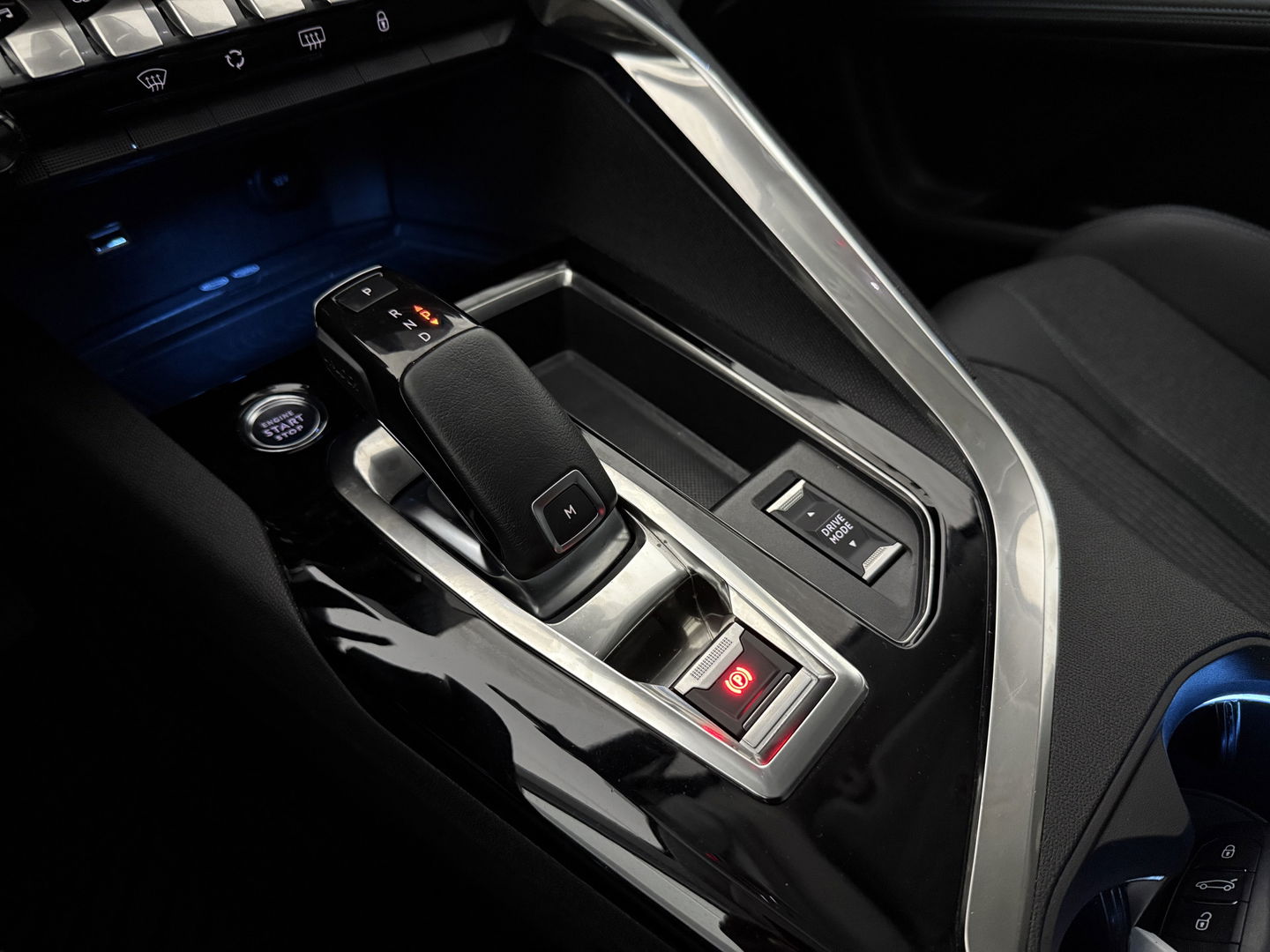 Peugeot 5008 1.2 PureTech 7p | 360° | Sfeerverl. | Virtual | Carplay | Cruise | LED | NAP