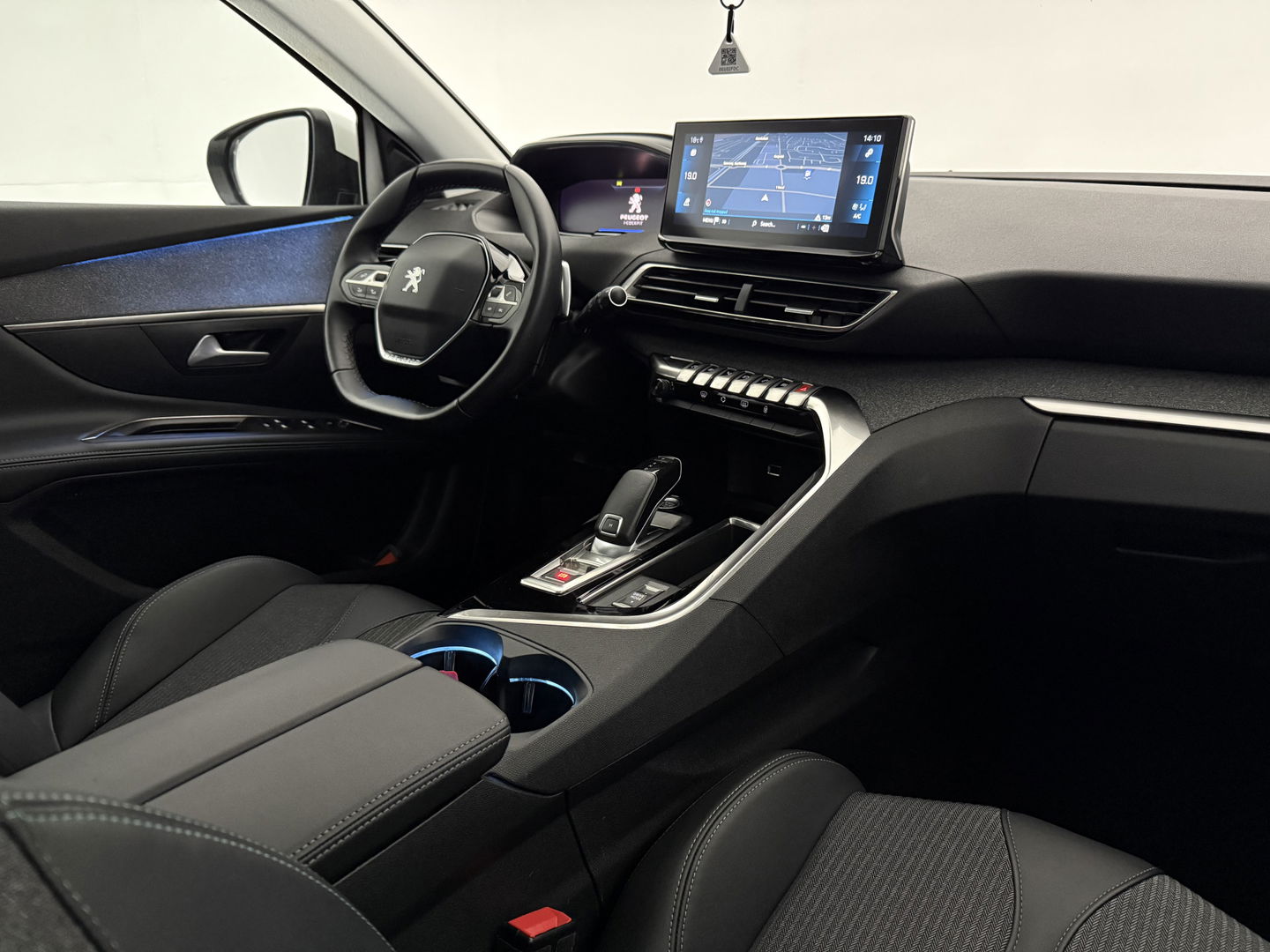 Peugeot 5008 1.2 PureTech 7p | 360° | Sfeerverl. | Virtual | Carplay | Cruise | LED | NAP