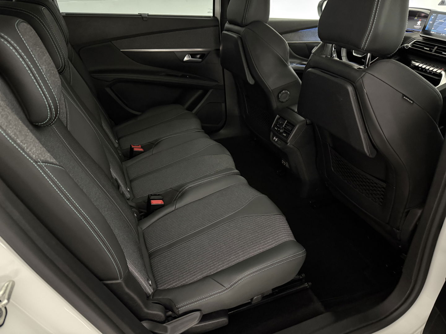 Peugeot 5008 1.2 PureTech 7p | 360° | Sfeerverl. | Virtual | Carplay | Cruise | LED | NAP