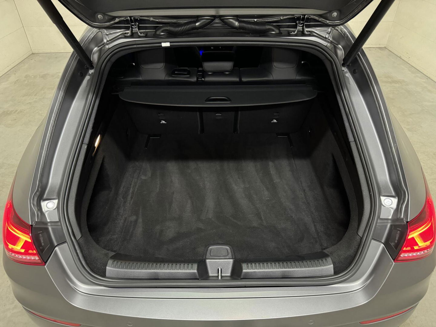 Mercedes-Benz CLA Shooting Brake 200 AMG Designo Matt Sfeer