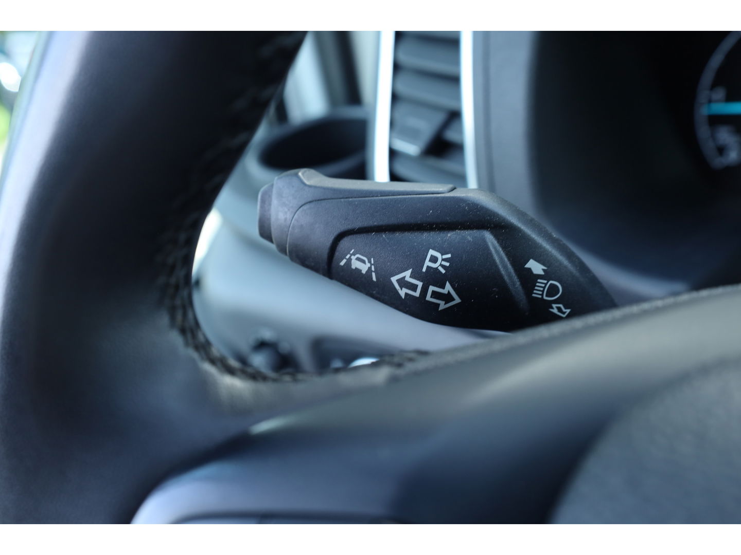 Ford Transit 350 2.0 TDCI L3H2 Trend RWD | Leder | Navi | CarPlay | Trekhaak | Camera | Cruise | Stoelverw.