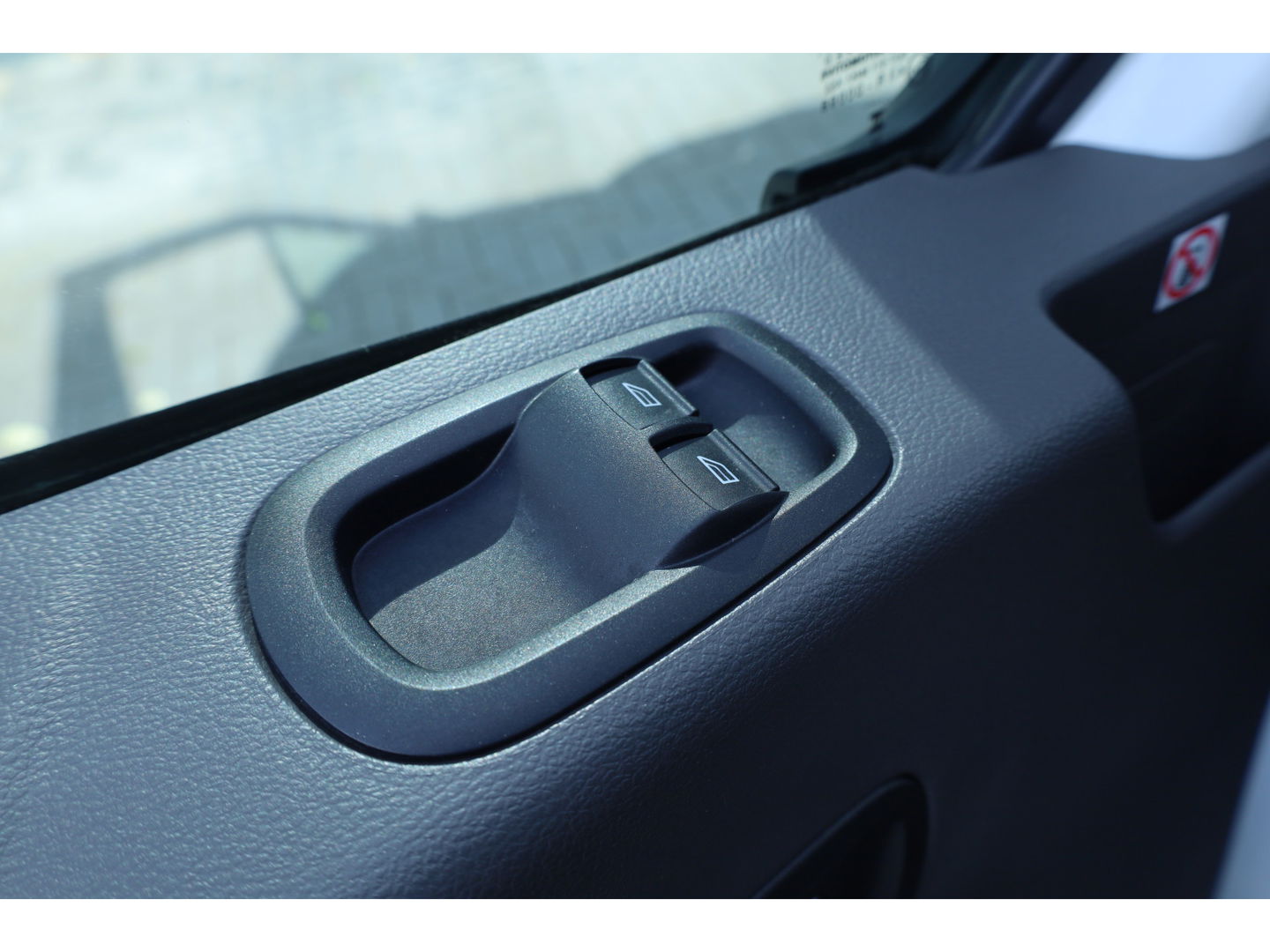 Ford Transit 350 2.0 TDCI L3H2 Trend RWD | Leder | Navi | CarPlay | Trekhaak | Camera | Cruise | Stoelverw.