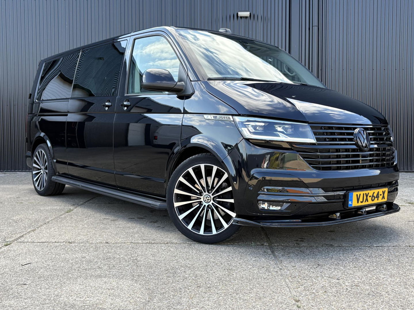 Volkswagen Transporter BULLI T6.1 2.0 TDI L2H1 30 DC | 2x SCHUIFDEUR | STOELVERWARMING | LED | LEDER
