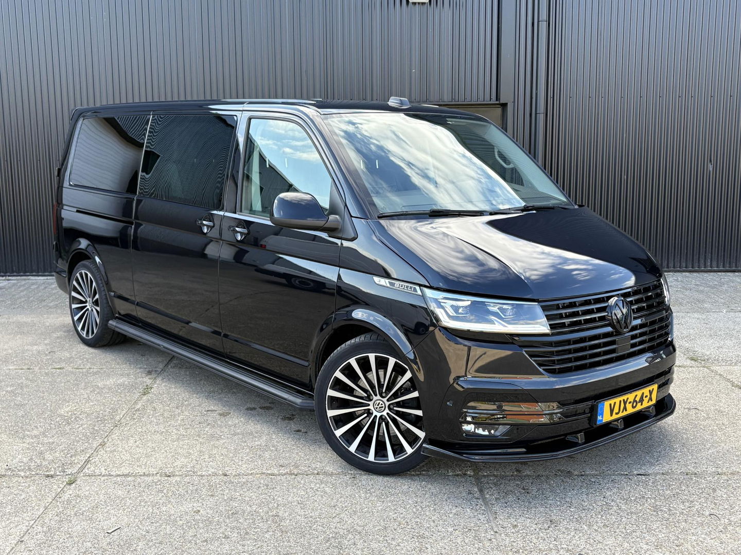 Volkswagen Transporter BULLI T6.1 2.0 TDI L2H1 30 DC | 2x SCHUIFDEUR | STOELVERWARMING | LED | LEDER