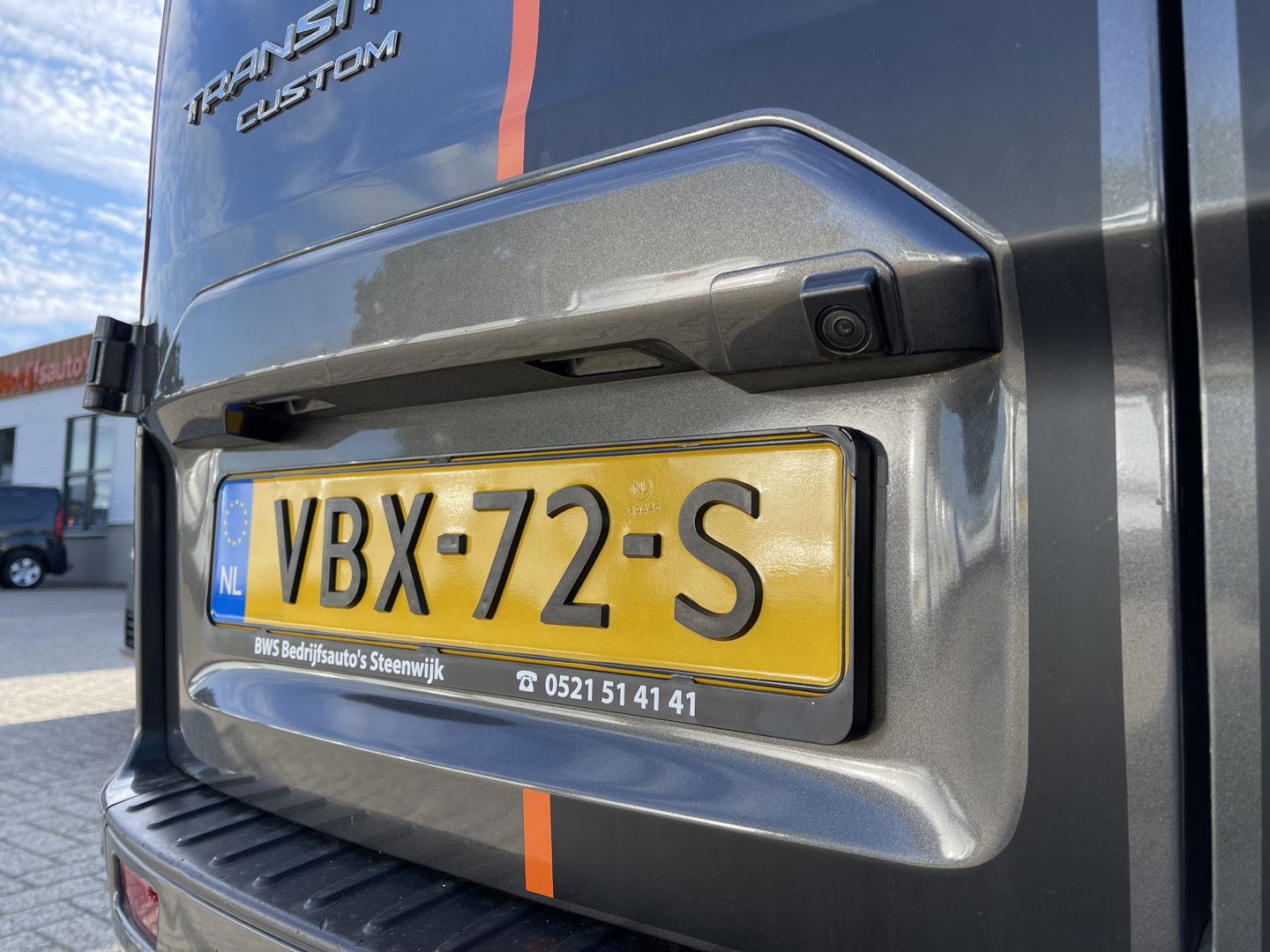 Ford Transit Custom 320 2.0 TDCI automaat 185pk L2H1 Sport / vaste prijs rijklaar € 22.950 marge / lease vanaf € 375 / dakdragers / trekhaak / airco /cruise / navi / euro 6 diesel