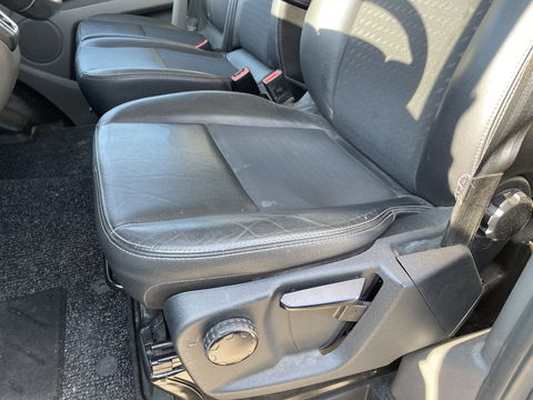 Ford Transit Custom 320 2.0 TDCI automaat 185pk L2H1 Sport / vaste prijs rijklaar € 22.950 marge / lease vanaf € 375 / dakdragers / trekhaak / airco /cruise / navi / euro 6 diesel