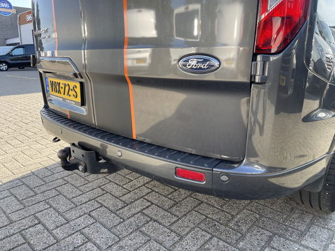Ford Transit Custom 320 2.0 TDCI automaat 185pk L2H1 Sport / vaste prijs rijklaar € 22.950 marge / lease vanaf € 375 / dakdragers / trekhaak / airco /cruise / navi / euro 6 diesel