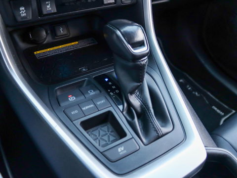 Toyota RAV4 2.5 Hybrid Black Edition 217PK