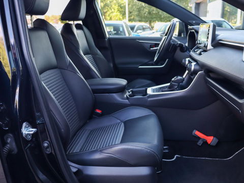 Toyota RAV4 2.5 Hybrid Black Edition 217PK
