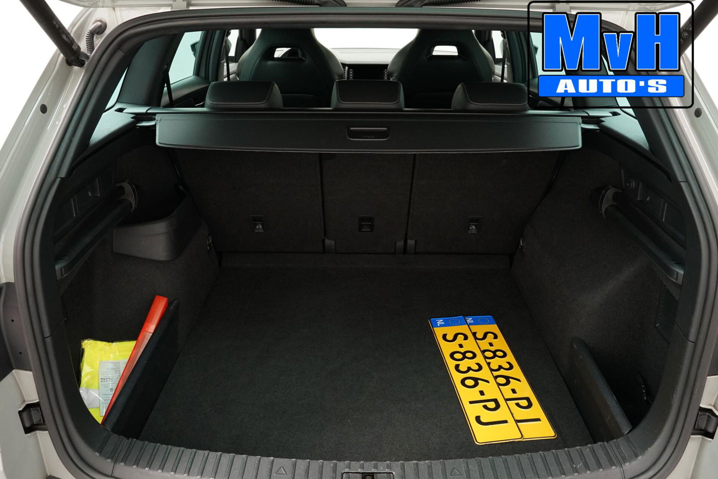 Škoda Kodiaq 1.5 TSI Sportline Business|LUXE!|VIRTUAL|CARBON