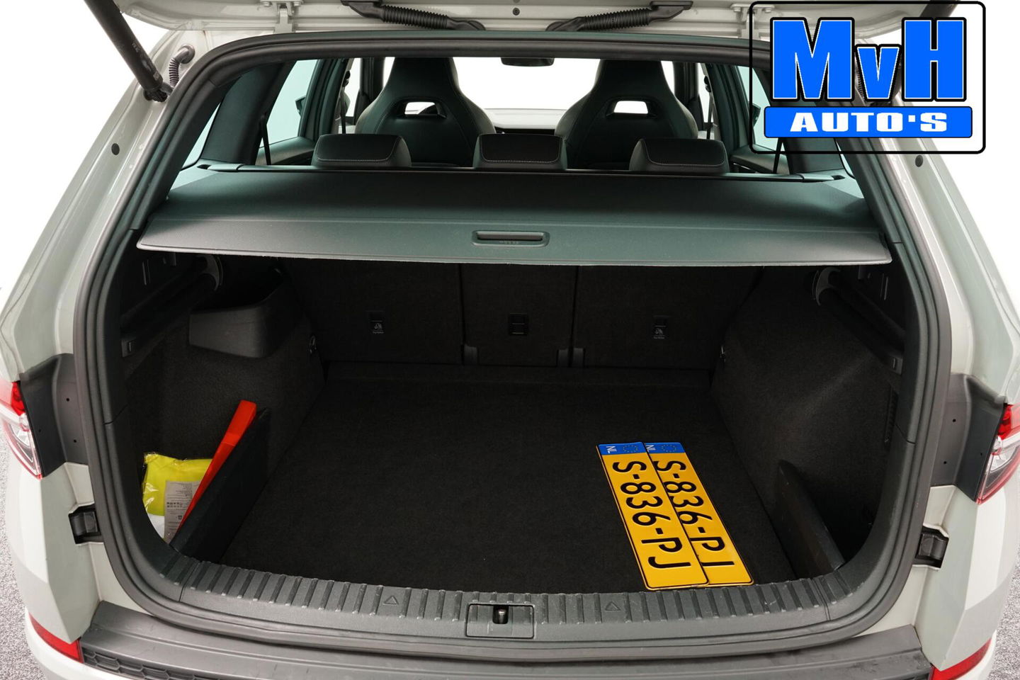 Škoda Kodiaq 1.5 TSI Sportline Business|LUXE!|VIRTUAL|CARBON