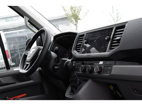 MAN TGE 35 2.0 L3H3 PB Edition Lucht geremd! Camera, 3500kg Trekhaak, Cruise, Carplay, LED, 165pk, Automaat, Multimedia, Uniek! lucht opbouw, markt, zwaar, luchhtrem, veldhuizen