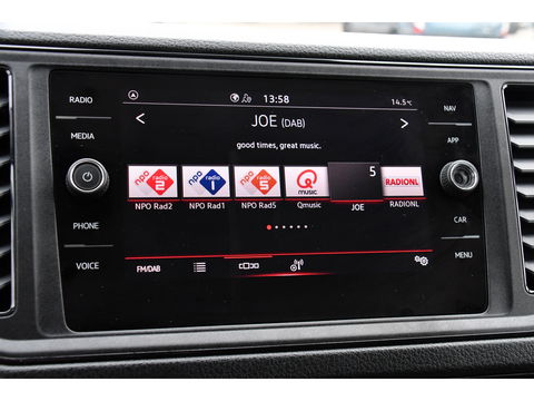 MAN TGE 35 2.0 L3H3 PB Edition Lucht geremd! Camera, 3500kg Trekhaak, Cruise, Carplay, LED, 165pk, Automaat, Multimedia, Uniek! lucht opbouw, markt, zwaar, luchhtrem, veldhuizen