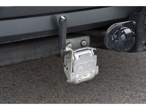 MAN TGE 35 2.0 L3H3 PB Edition Lucht geremd! Camera, 3500kg Trekhaak, Cruise, Carplay, LED, 165pk, Automaat, Multimedia, Uniek! lucht opbouw, markt, zwaar, luchhtrem, veldhuizen