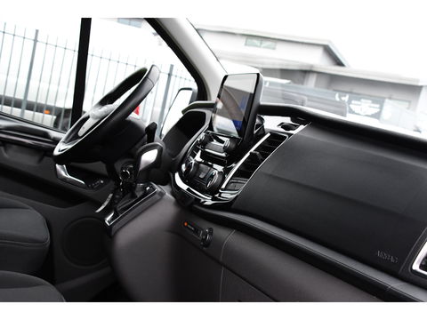 Ford Transit Custom 300 2.0 TDCI L1H1 DC Limited Raptor Edition Camera, Cruise, 130pk. Automaat, 2 x schuifdeur, Multimedia, Sensoren, Afneembare trekhaak, Uniek!