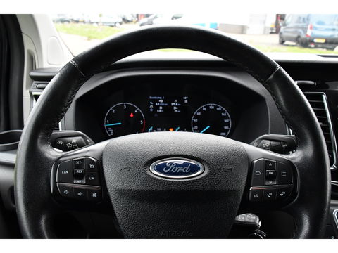Ford Transit Custom 300 2.0 TDCI L1H1 DC Limited Raptor Edition Camera, Cruise, 130pk. Automaat, 2 x schuifdeur, Multimedia, Sensoren, Afneembare trekhaak, Uniek!