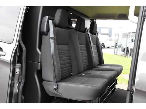 Ford Transit Custom 300 2.0 TDCI L1H1 DC Limited Raptor Edition Camera, Cruise, 130pk. Automaat, 2 x schuifdeur, Multimedia, Sensoren, Afneembare trekhaak, Uniek!