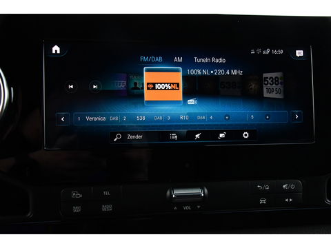 Mercedes-Benz Sprinter 319 V6 3.0 CDI L2H2 Black Edition Full Options!, Adaptieve Cruise, 360 Camera, 2 x schuifdeur, 3500kg Trekhaak, 10,5'' Mbux, Navi, Stoelverwarming, Uniek!