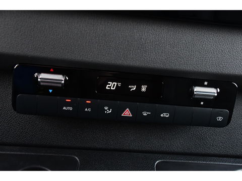Mercedes-Benz Sprinter 319 V6 3.0 CDI L2H2 Black Edition Full Options!, Adaptieve Cruise, 360 Camera, 2 x schuifdeur, 3500kg Trekhaak, 10,5'' Mbux, Navi, Stoelverwarming, Uniek!