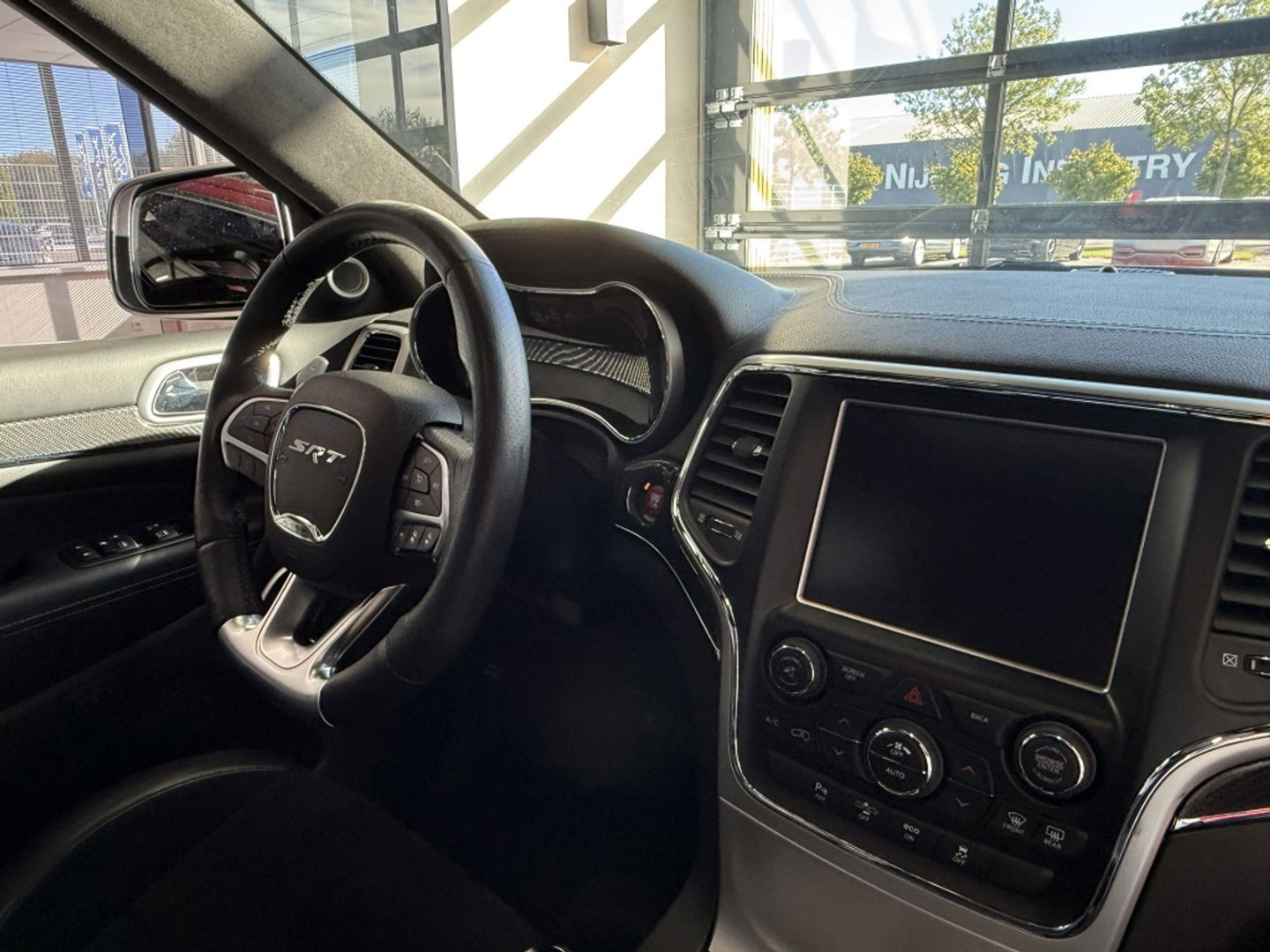 Jeep Grand Cherokee 6.4 V8 HEMI SRT8 469PK / Prins LPG3 / grijs kenteken / *NAP*