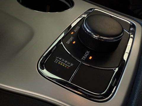 Jeep Grand Cherokee 6.4 V8 HEMI SRT8 469PK / Prins LPG3 / grijs kenteken / *NAP*
