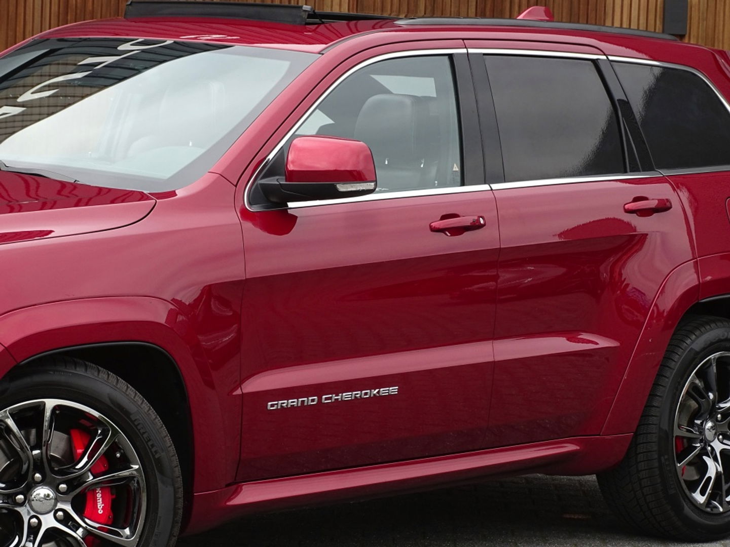 Jeep Grand Cherokee 6.4 V8 HEMI SRT8 469PK / Prins LPG3 / grijs kenteken / *NAP*